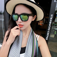 Load image into Gallery viewer, Vintage Mirror Oversized Sunglasses Women